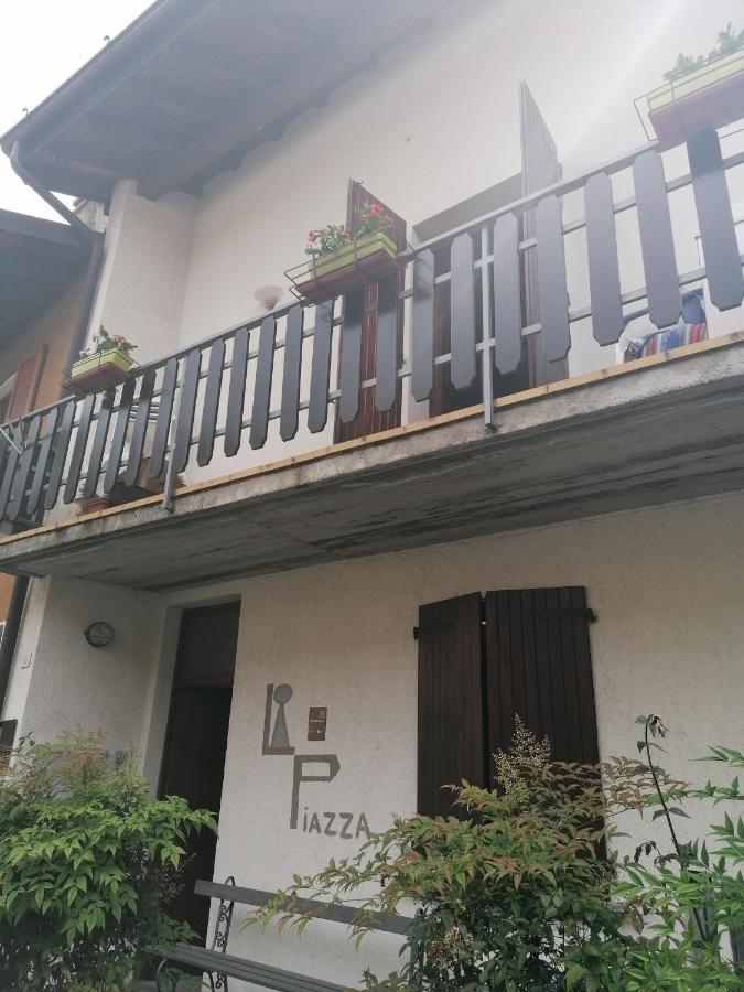 Zone Casa Vacanze 'La Piazza'ヴィラ エクステリア 写真