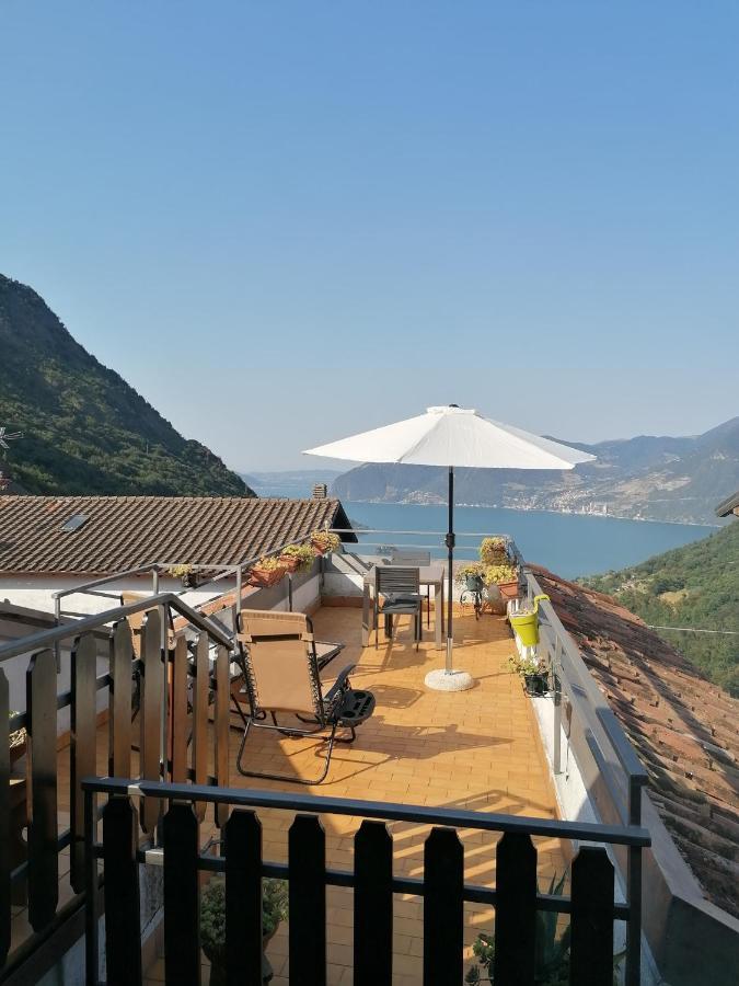 Zone Casa Vacanze 'La Piazza'ヴィラ エクステリア 写真